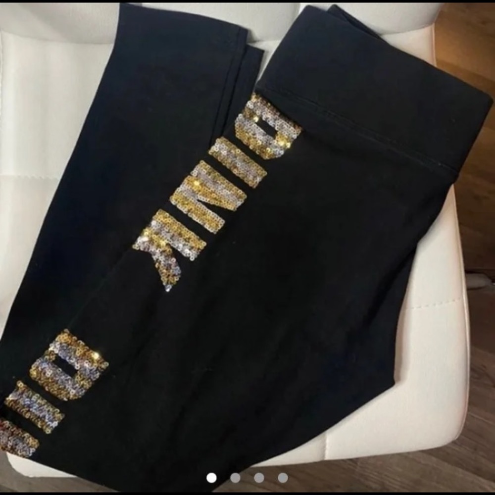 Victoria’s Secret PINK leggings